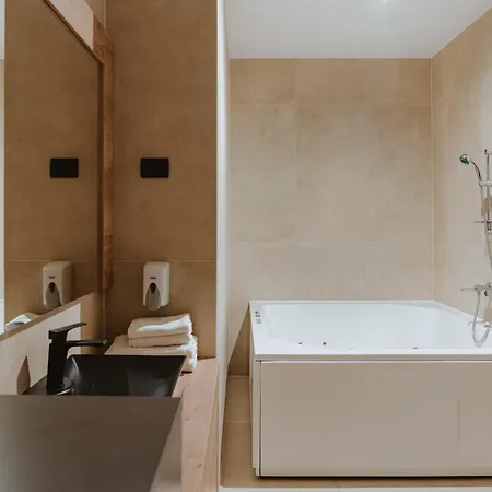 Grmovskov Dom Kope Gostinjska kuća